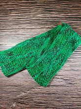 Load image into Gallery viewer, Autopilot Cowl - Sparkling Green and Red - Infinity Scarf