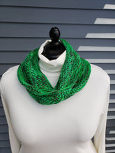 Load image into Gallery viewer, Autopilot Cowl - Sparkling Green and Red - Infinity Scarf
