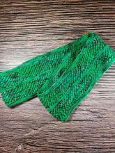 Load image into Gallery viewer, Autopilot Cowl - Sparkling Green and Red - Infinity Scarf
