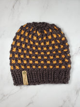 Load image into Gallery viewer, Pritchard Park Beanie - Brownish grey with Orange - Large
