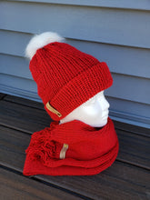 Load image into Gallery viewer, Gift Set - Hat and Scarf - Acrylic - Sparkling Red

