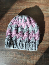 Load image into Gallery viewer, Ascendio Beanie - Grey and Purple Stripe - Medium

